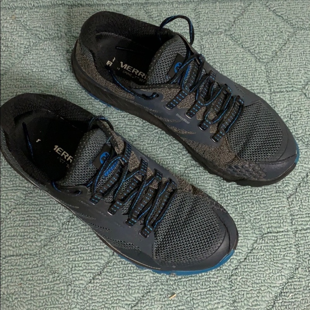 Merrell men’s shoes. SZ 8